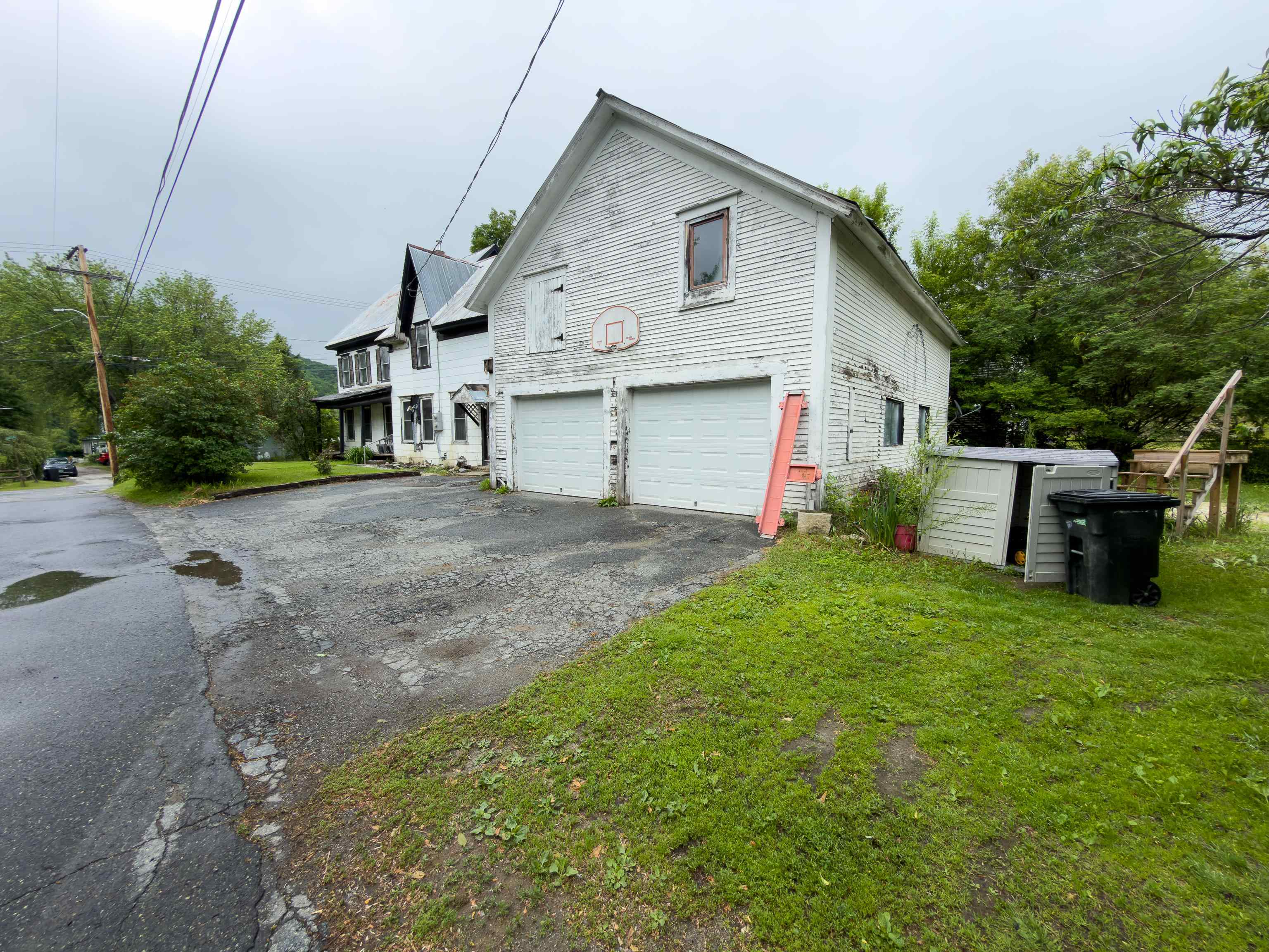 41 Ammonoosuc Street Haverhill, NH 03785 - Photo 3 of 47