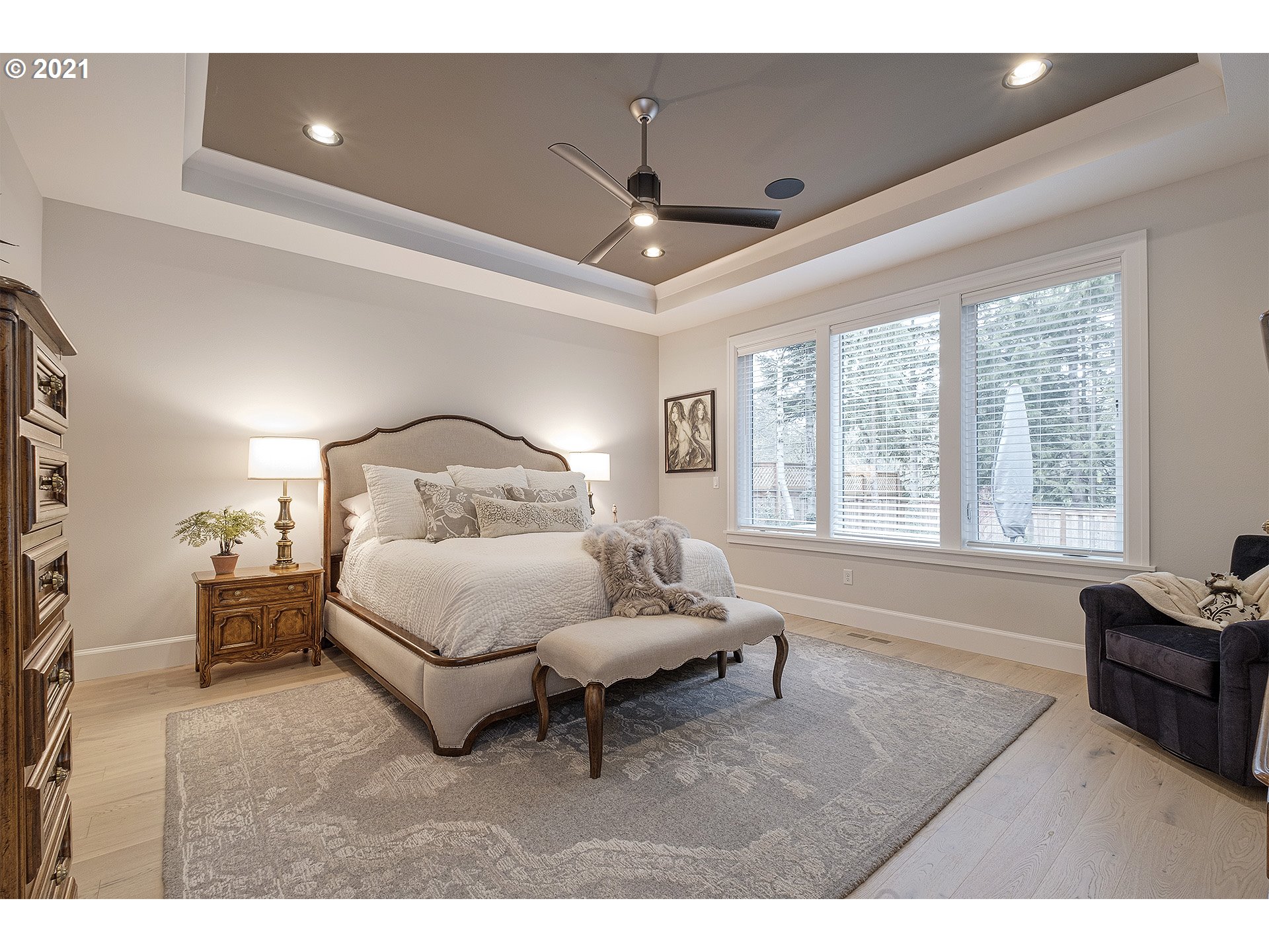 18977 Pilkington Road Lake Oswego, OR 97035 - Photo 14 of 32 Bedroom, Primary