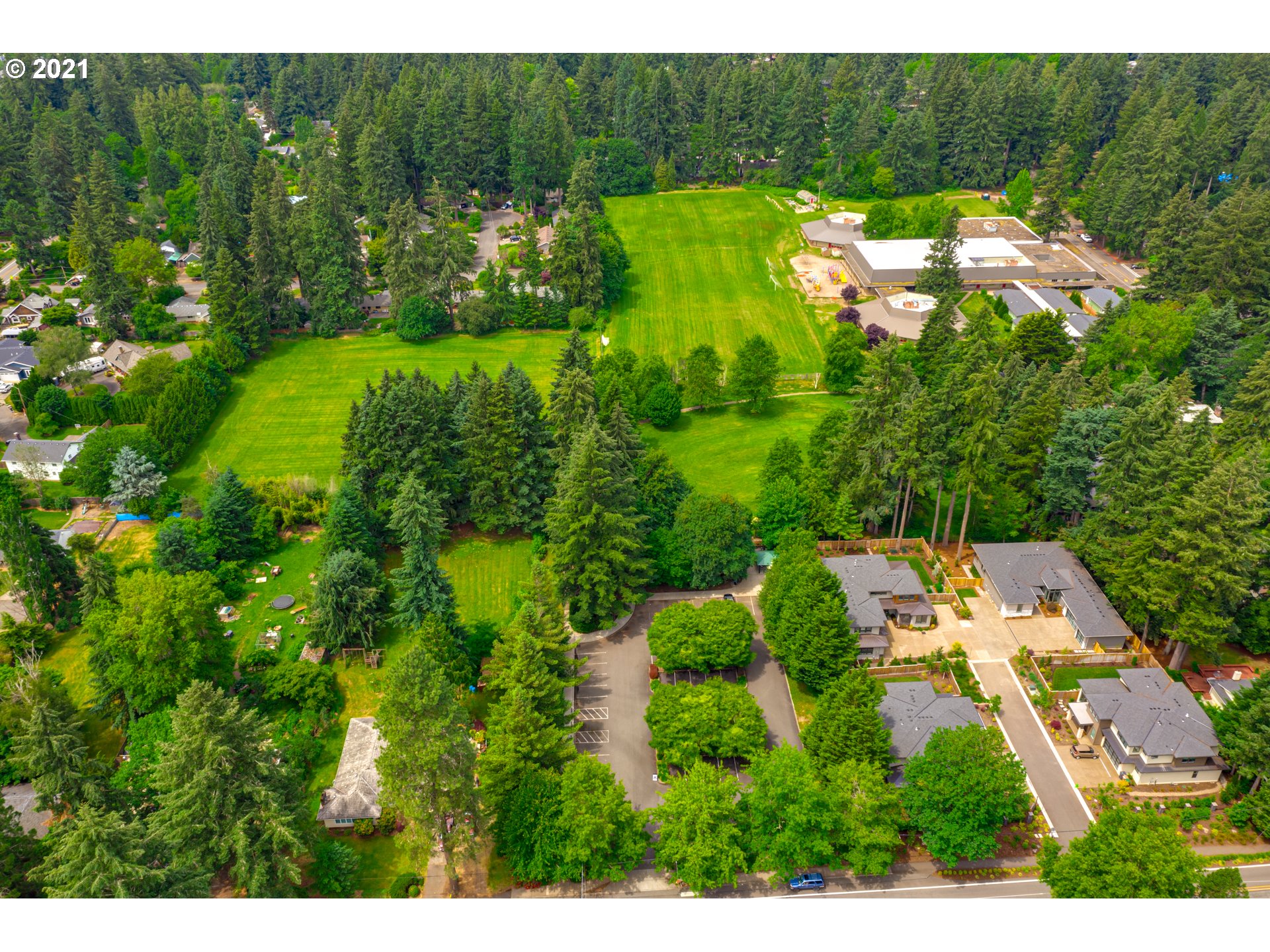 18977 Pilkington Road Lake Oswego, OR 97035 - Photo 28 of 32 Drone View/UAV