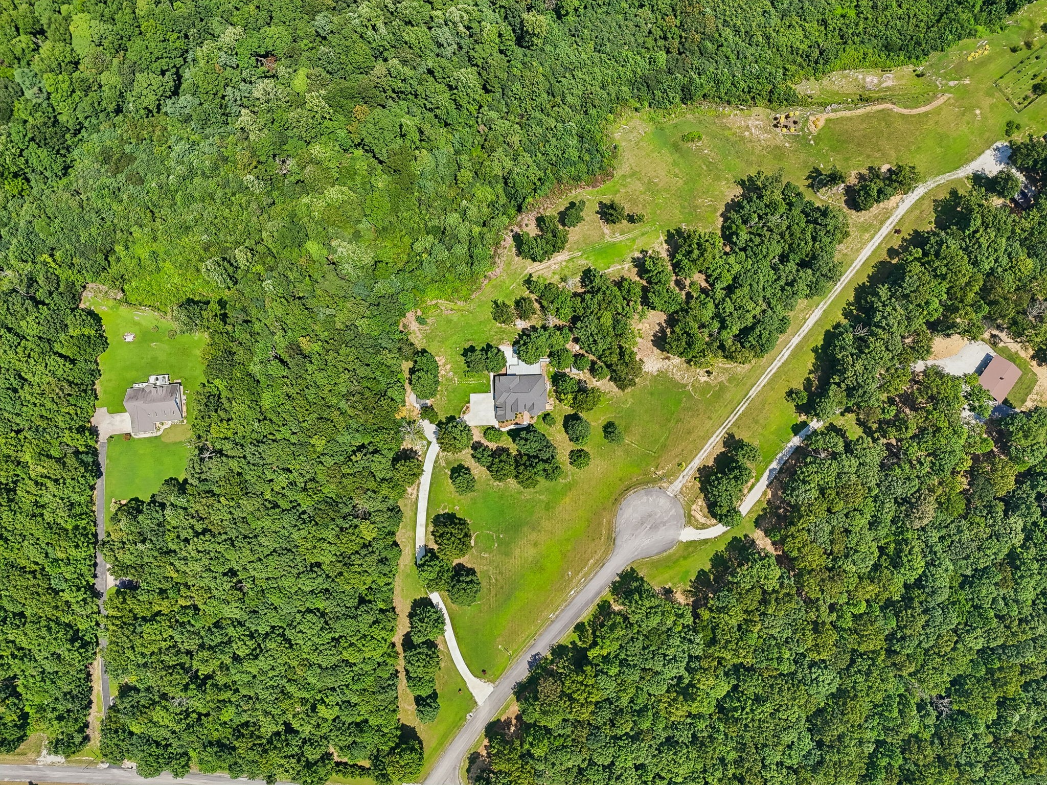 231 Point Drive Belvidere, TN 37306 - Photo 7 of 55 Gallery Image 7
