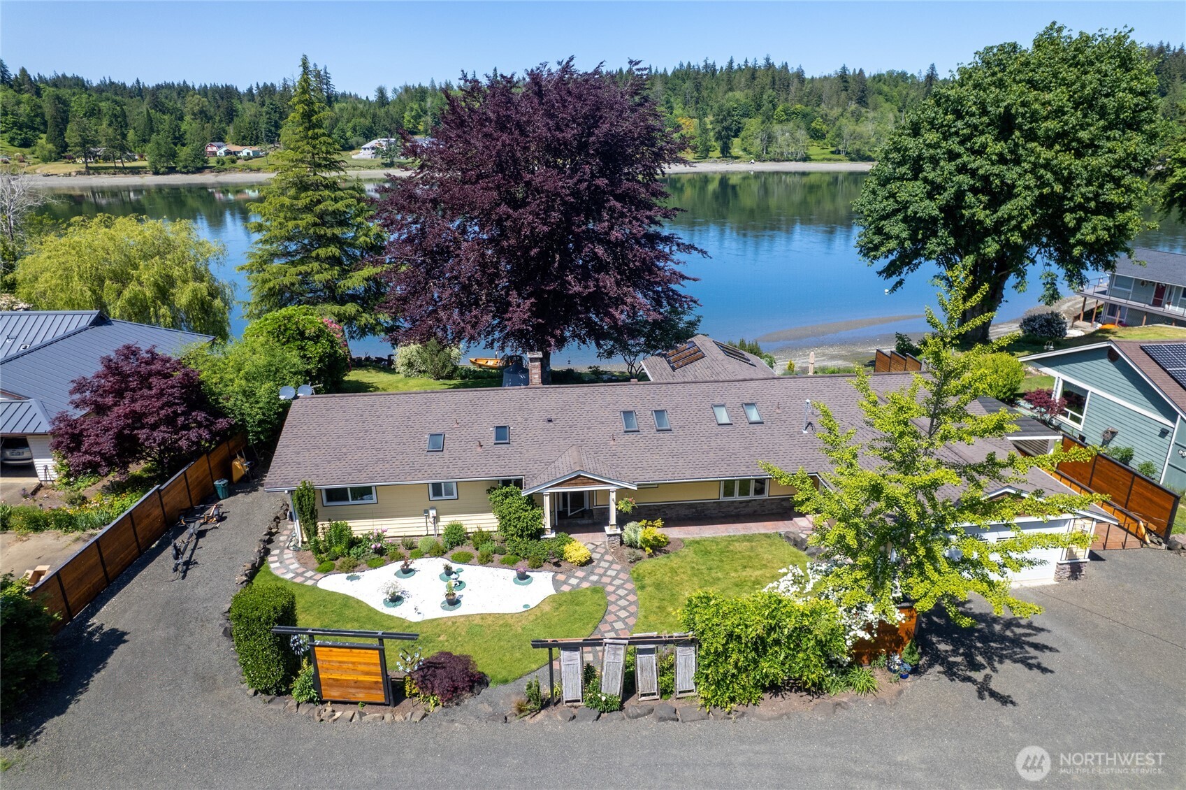 295 Southeast Bayview Rd