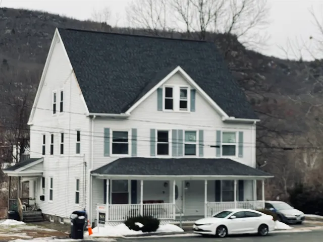 $450,000 | 315 Woronoco Road, Russell, MA 01071