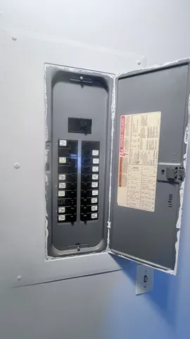 $450,000 | 315 Woronoco Road, Russell, MA 01071