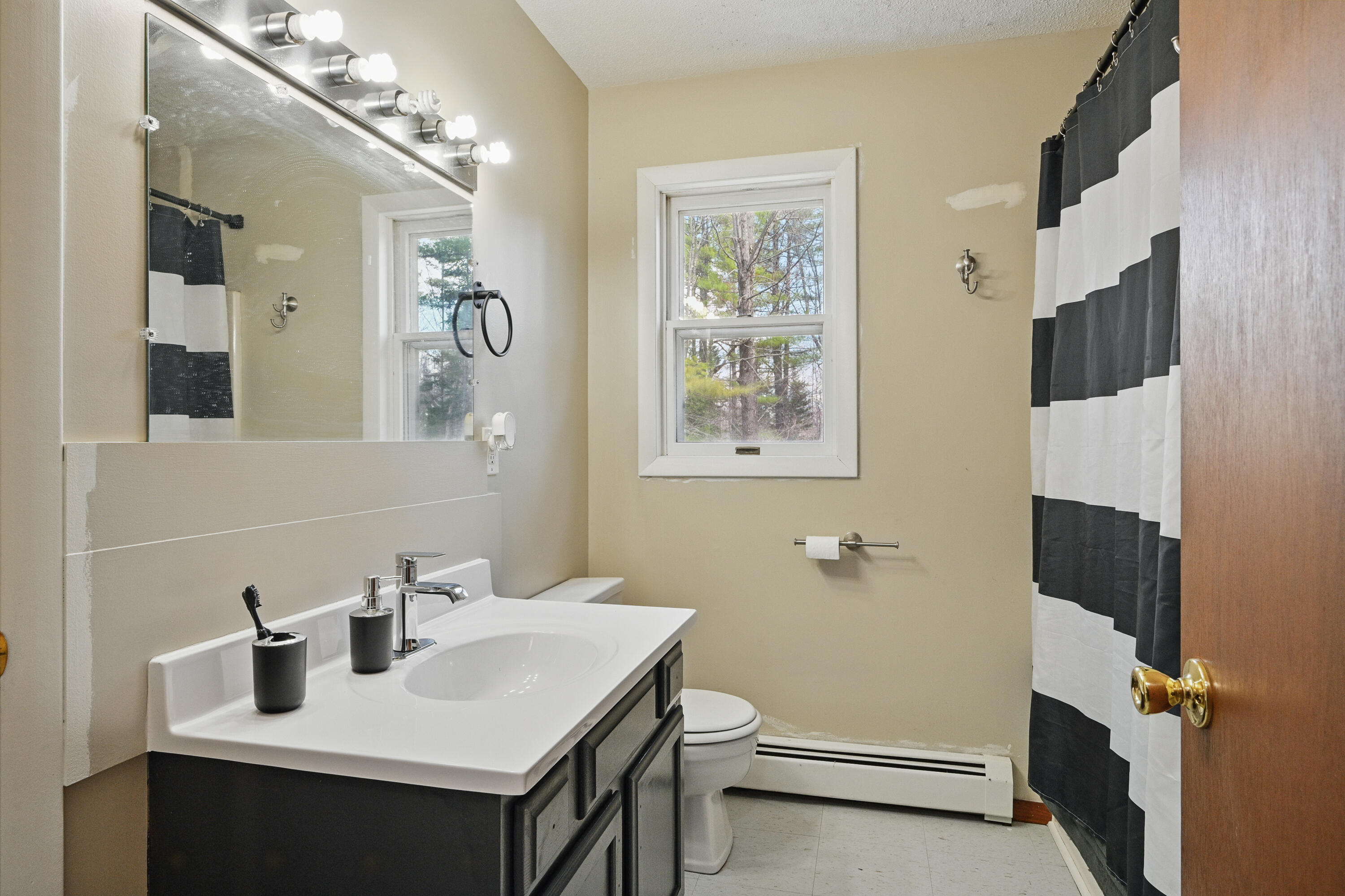 608 Norridgewock Road Fairfield, ME 04937 - Photo 26 of 31 109917gr-130