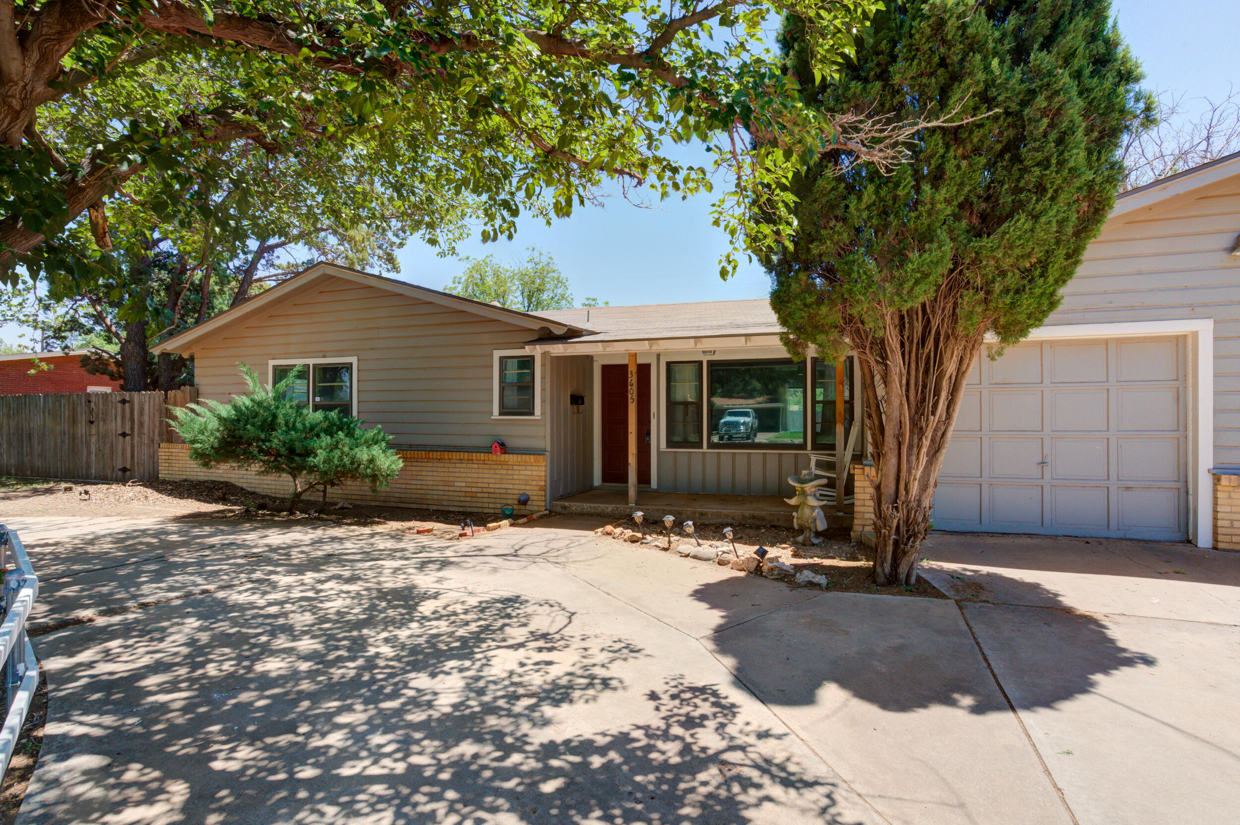 3605 41st Street Lubbock, TX 79413 - Photo 4 of 46 DSC05344_5_6_7_8