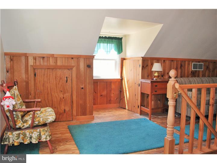 40 Barbara Road Hatboro, PA 19040 - Photo 12 of 19