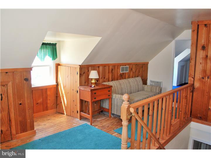 40 Barbara Road Hatboro, PA 19040 - Photo 13 of 19