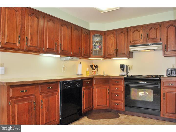 40 Barbara Road Hatboro, PA 19040 - Photo 4 of 19