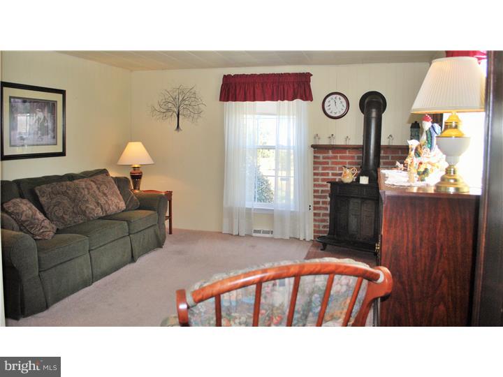 40 Barbara Road Hatboro, PA 19040 - Photo 7 of 19