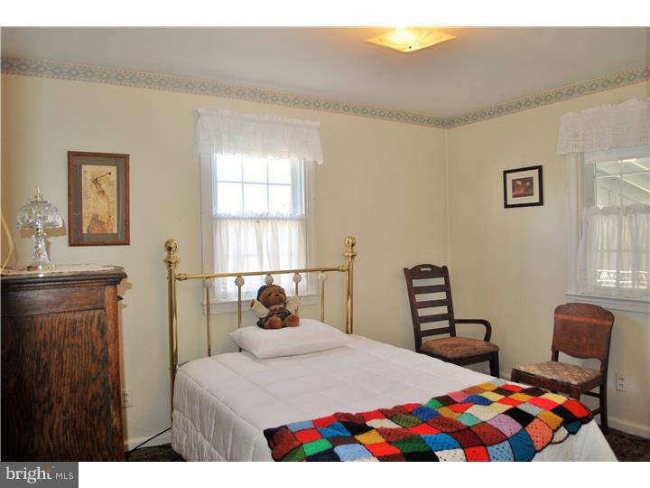 40 Barbara Road Hatboro, PA 19040 - Photo 10 of 19