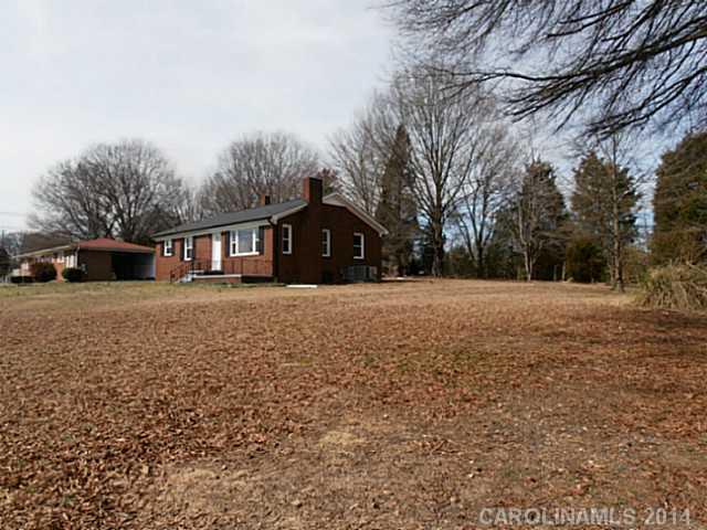 2207 Centergrove Road Kannapolis, NC 28083 - Photo 3 of 11 Gallery Image 3