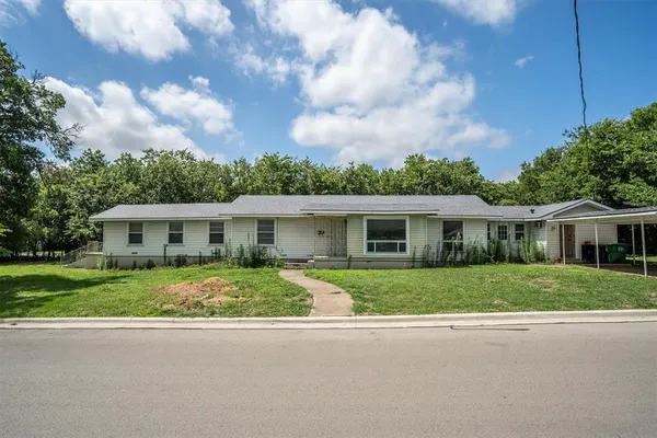 $229,000 | 1819 Panhandle Street, Denton, TX 76201