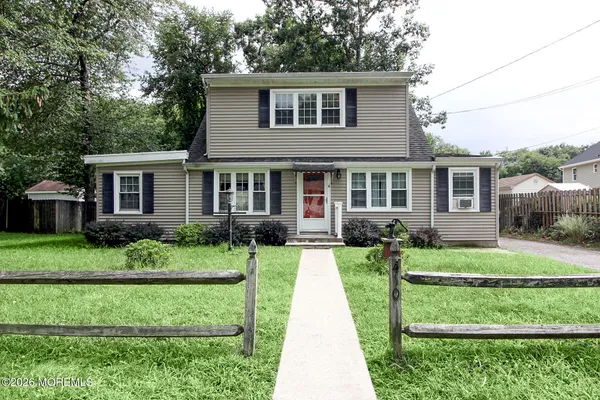 $420,000 | 410 Middle Lane, Howell, NJ 07731