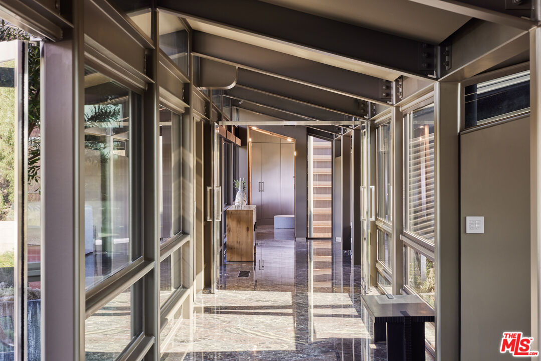 5900 Bonsall Drive Malibu, CA 90265 - Photo 13 of 51