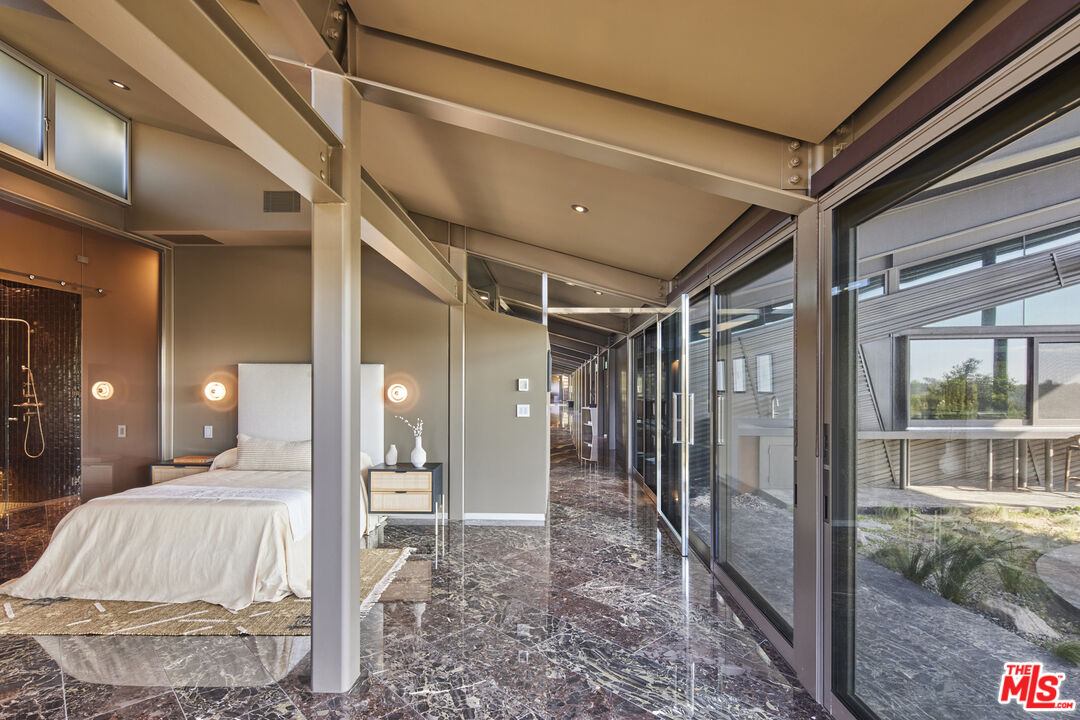 5900 Bonsall Drive Malibu, CA 90265 - Photo 18 of 51