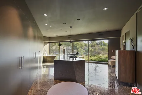 $24,500,000 | 5900 Bonsall Drive, Malibu, CA 90265