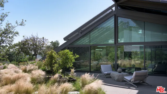 $24,500,000 | 5900 Bonsall Drive, Malibu, CA 90265