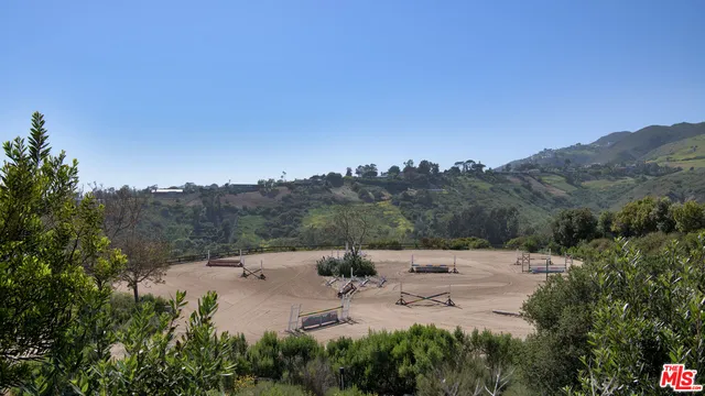 $24,500,000 | 5900 Bonsall Drive, Malibu, CA 90265