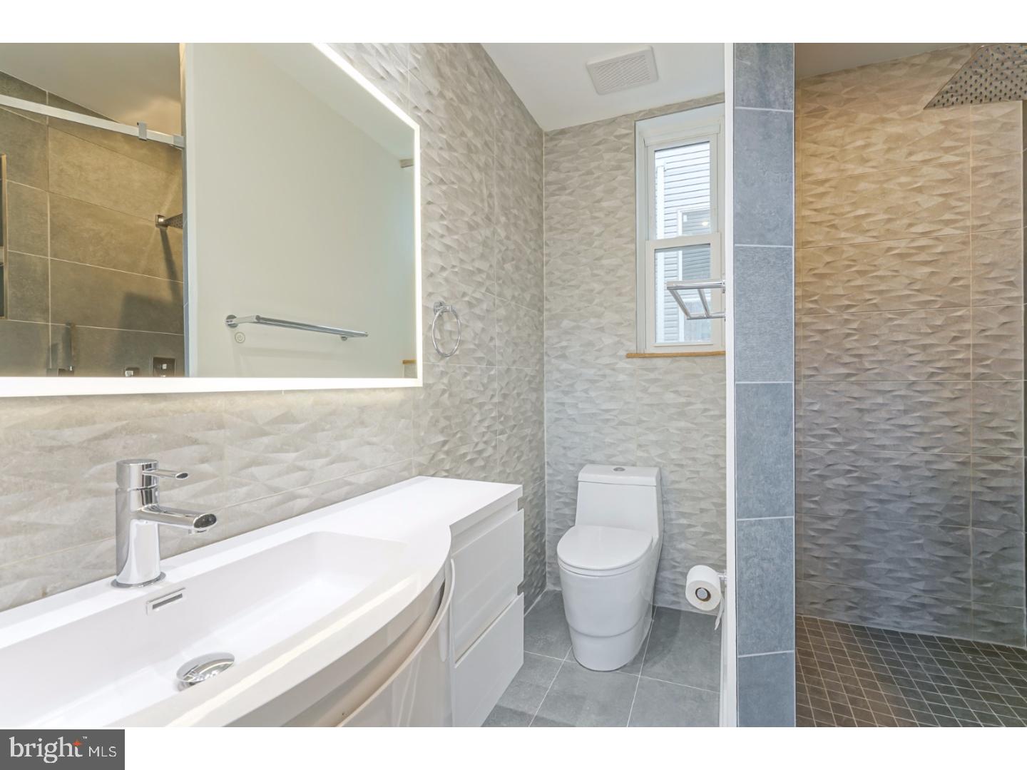 1634 Ridge Avenue, Unit D Philadelphia, PA 19130 - Photo 13 of 24 Gallery Image 13