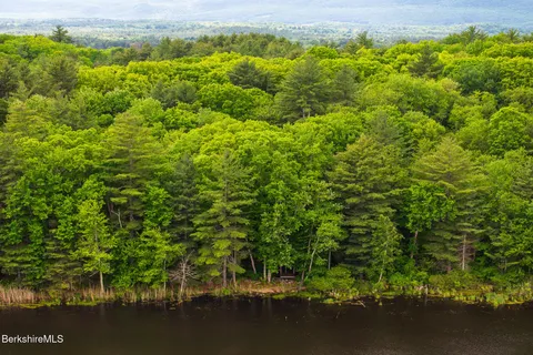 $4,500,000 | 729 Hewins Street, Sheffield, MA 01257