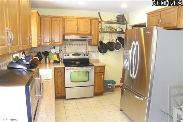 1721 Randolph Road Mogadore, OH 44260 - Photo 9 of 24 Updated kitchen