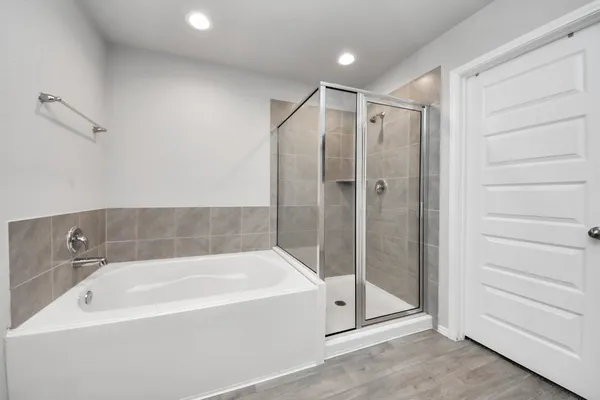 $300,000 | 6806 Amber Clf Lane, Richmond, TX 77469