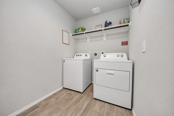 $300,000 | 6806 Amber Clf Lane, Richmond, TX 77469