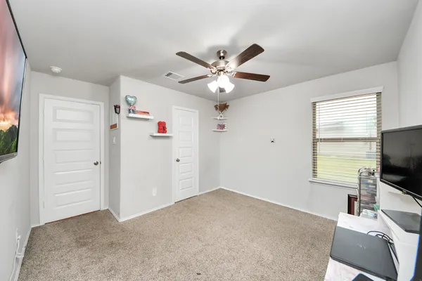 $300,000 | 6806 Amber Clf Lane, Richmond, TX 77469