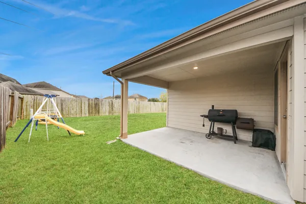 $300,000 | 6806 Amber Clf Lane, Richmond, TX 77469