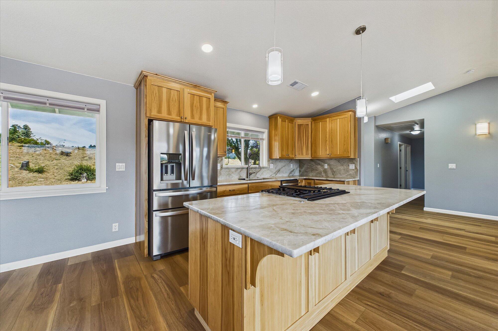 6705 Rohnerville Road Hydesville, CA 95547 - Photo 21 of 54