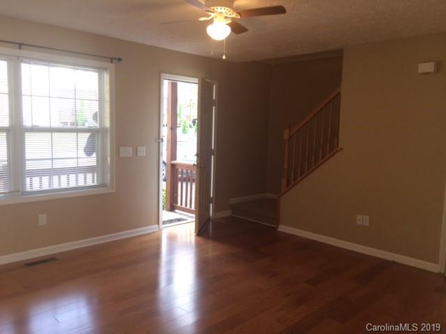309 Tanbridge Road, Unit 56 Swannanoa, NC 28778 - Photo 3 of 16 Gallery Image 3