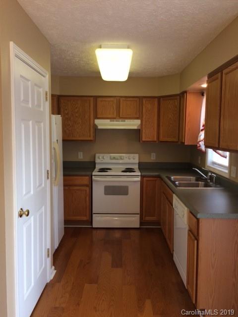 309 Tanbridge Road, Unit 56 Swannanoa, NC 28778 - Photo 6 of 16 Gallery Image 6