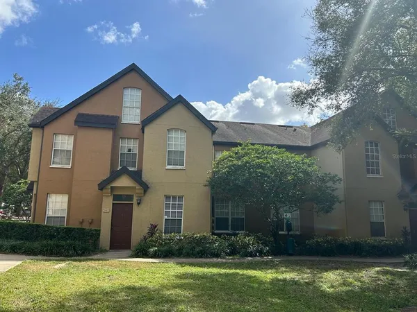 $1,650 | 6408 Raleigh Street, Unit 2403, Orlando, FL 32835