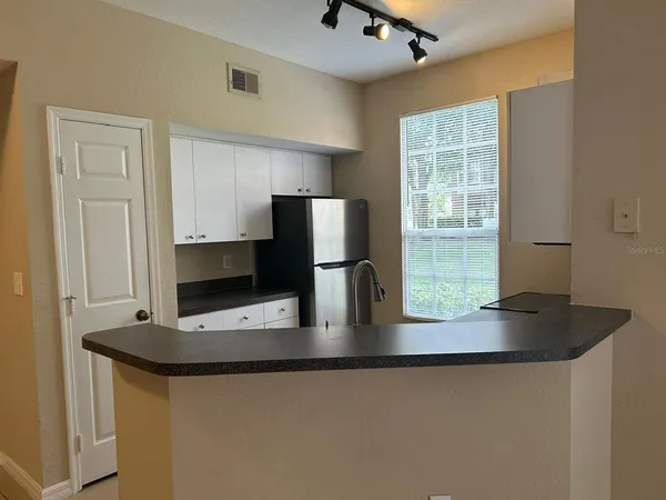 $1,650 | 6408 Raleigh Street, Unit 2403, Orlando, FL 32835