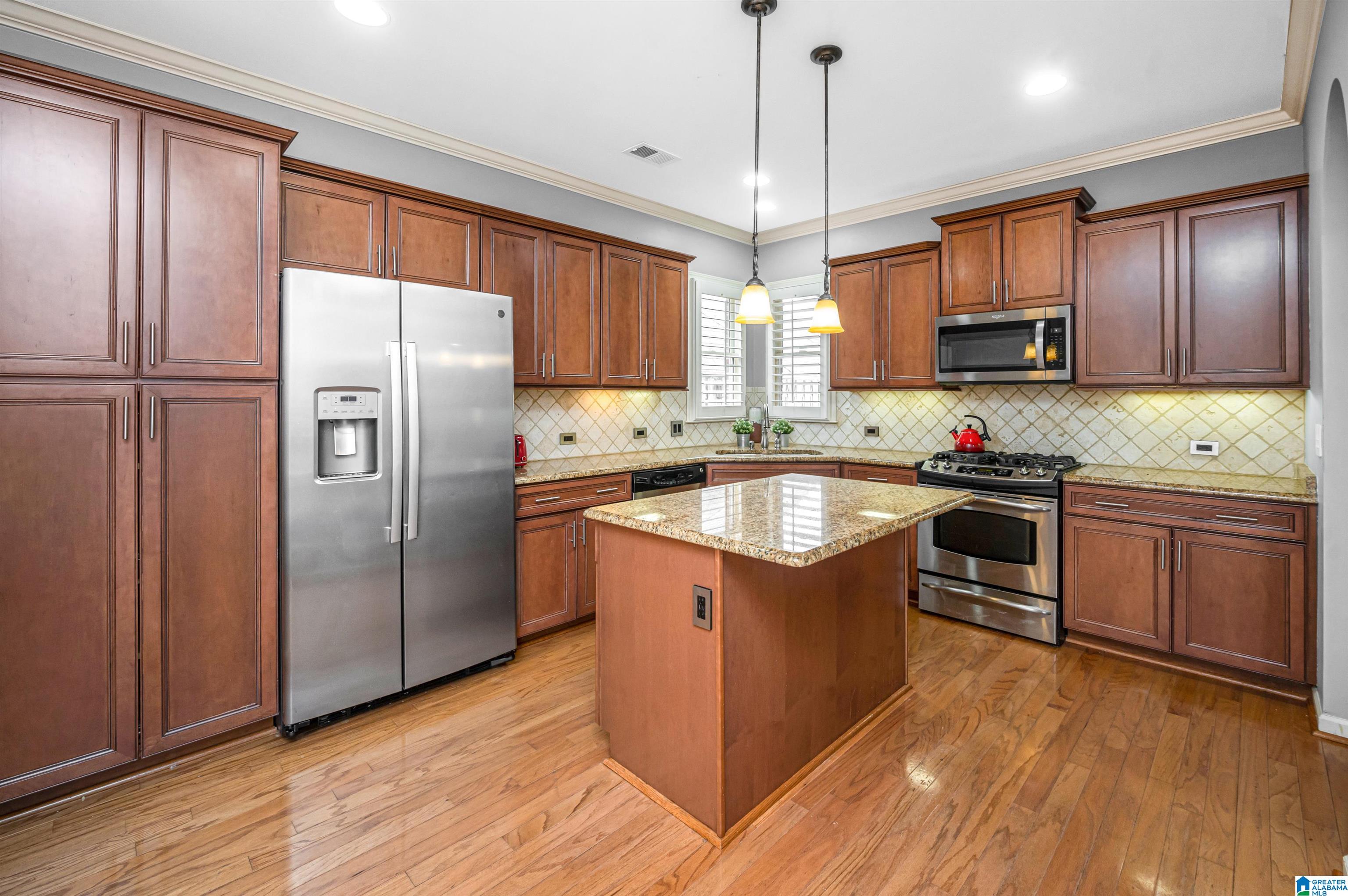 5215 Creekside Loop Birmingham, AL 35244 - Photo 4 of 37