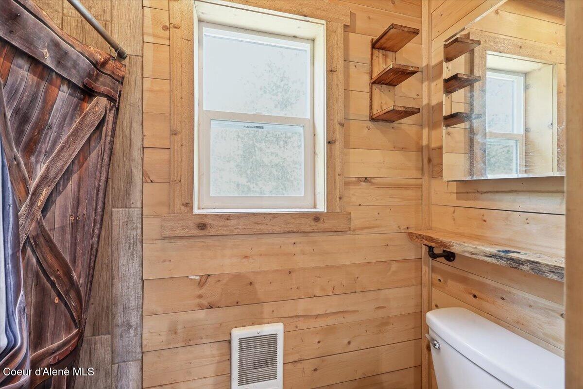 131 Outback Loop Spirit Lake, ID 83869 - Photo 15 of 35 15-Cabin 2