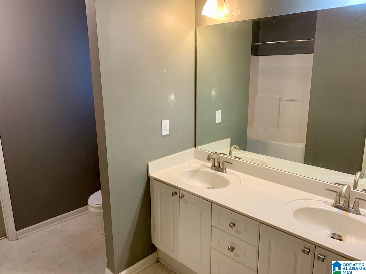 4005 Forest Lakes Road Sterrett, AL 35147 - Photo 12 of 18