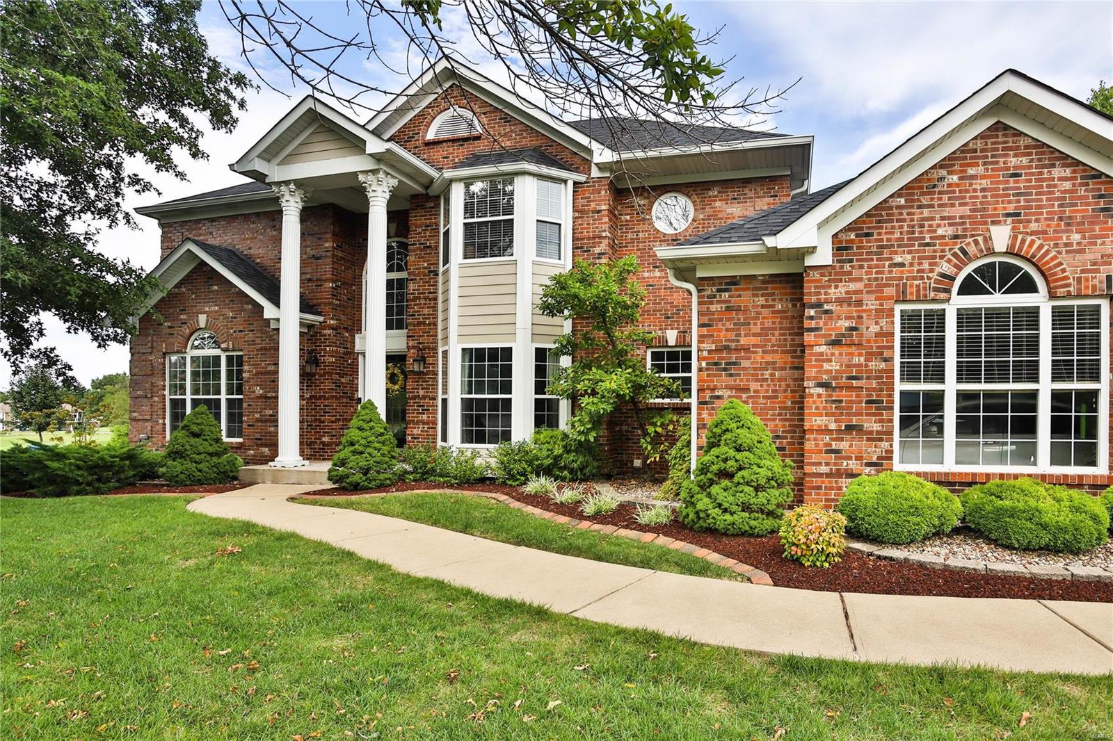 137 Roehampton Lane Weldon Spring, MO 63304 - Photo 1 of 94 Gallery Image 1
