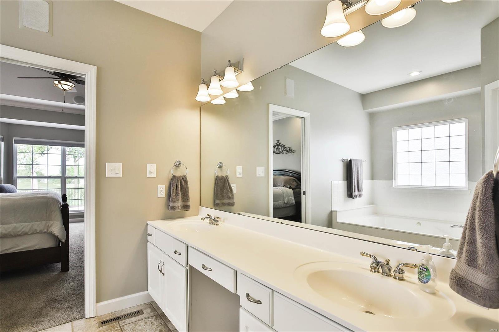 137 Roehampton Lane Weldon Spring, MO 63304 - Photo 51 of 94 Gallery Image 51