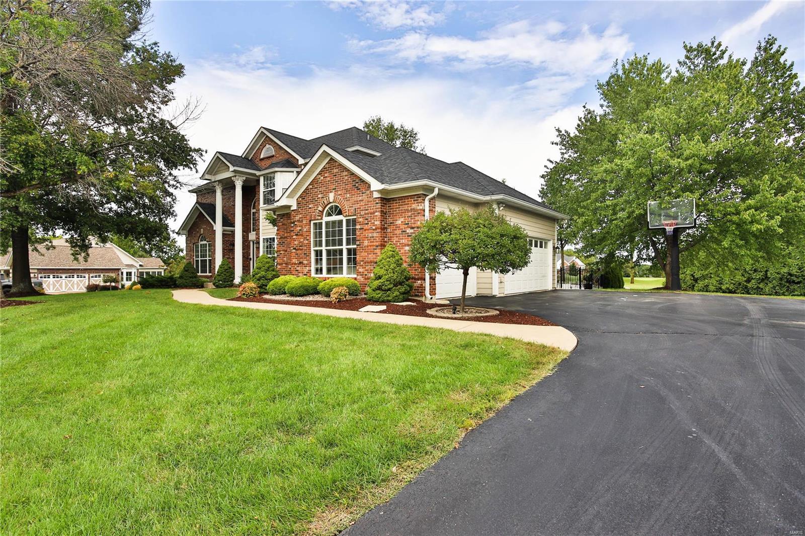 137 Roehampton Lane Weldon Spring, MO 63304 - Photo 7 of 94 Gallery Image 7