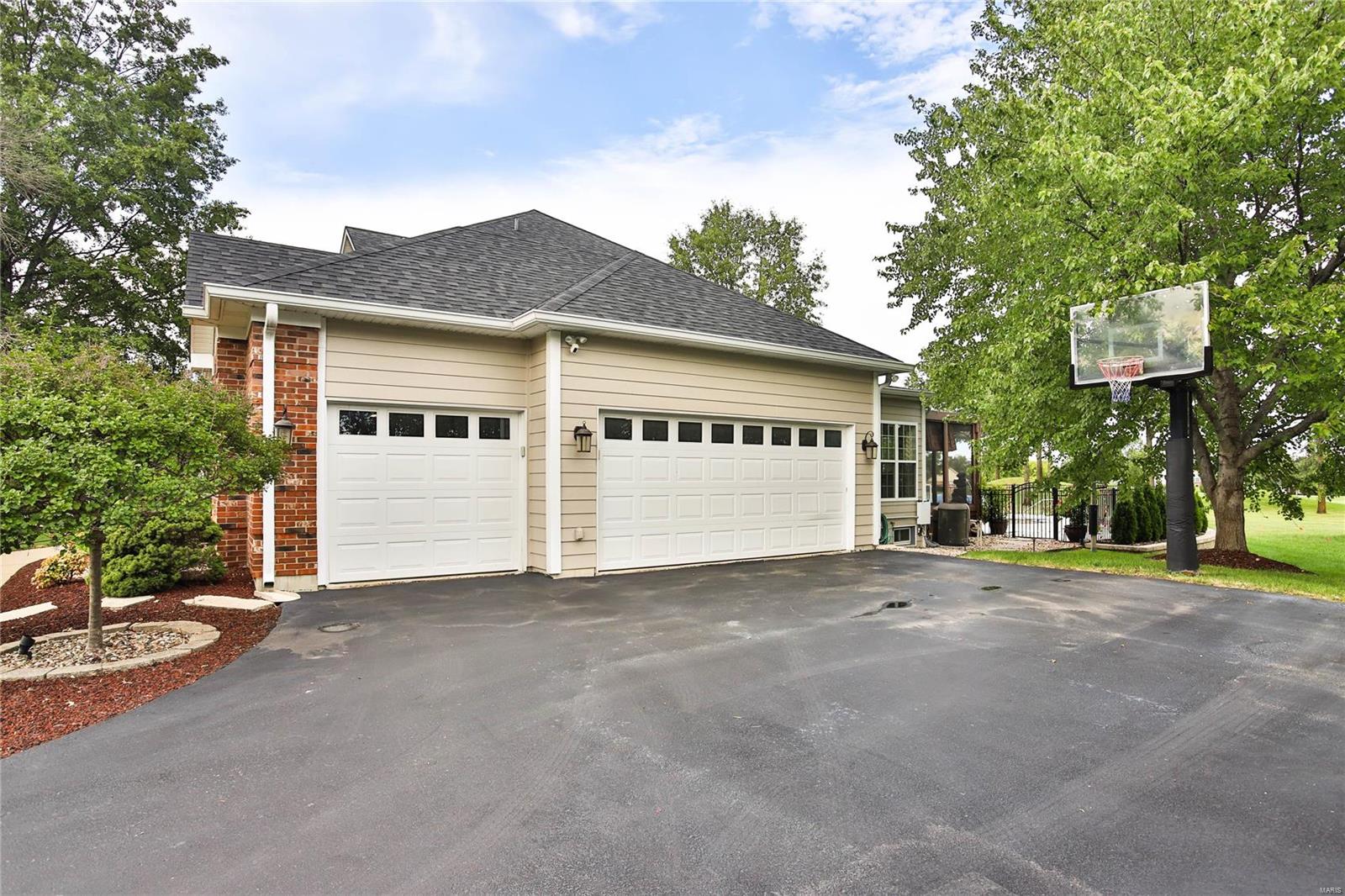 137 Roehampton Lane Weldon Spring, MO 63304 - Photo 88 of 94 Gallery Image 88