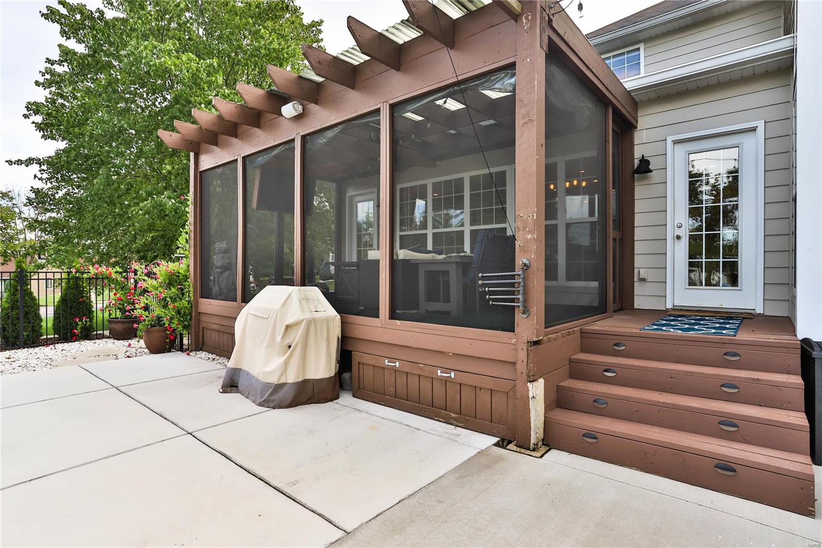 137 Roehampton Lane Weldon Spring, MO 63304 - Photo 90 of 94 Gallery Image 90