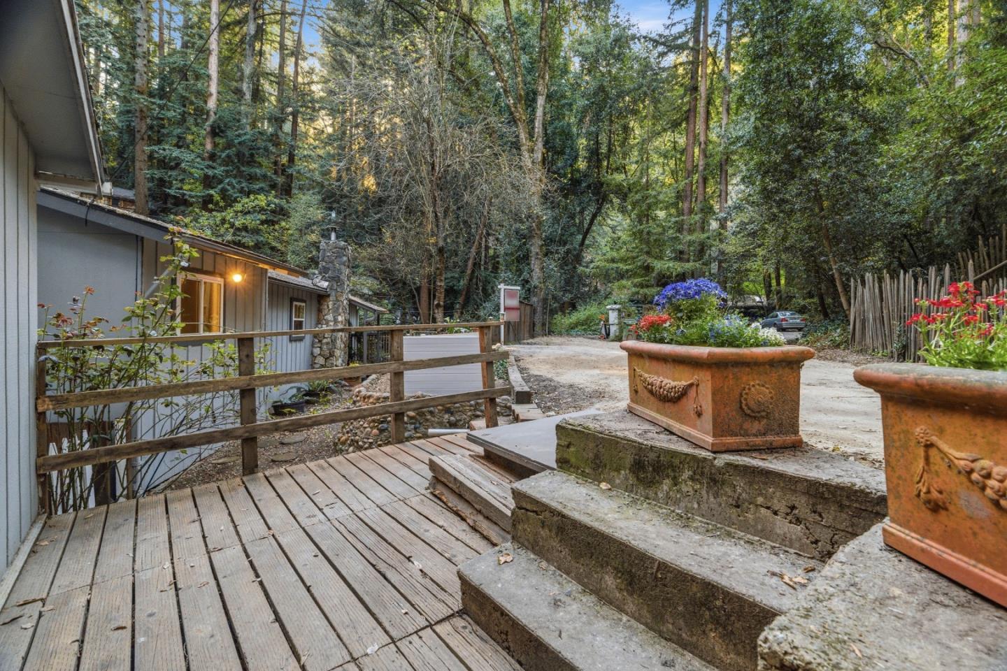 495 Primavera Road Boulder Creek, CA 95006 - Photo 11 of 36 a view of a terrace with sitting area
