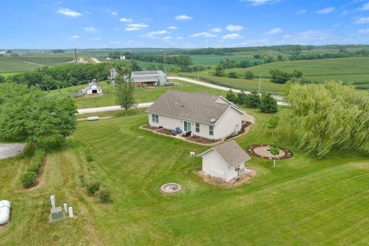 4912 Walnut Road Southwest Kalona, IA 52247 - Photo 31 of 38 Gallery Image 31