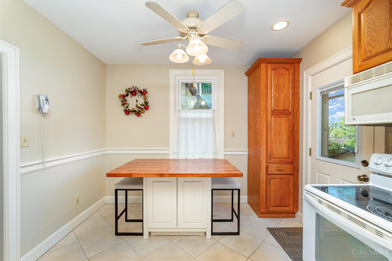 4311 Ridgeview Avenue Cincinnati, OH 45238 - Photo 11 of 30 Gallery Image 11