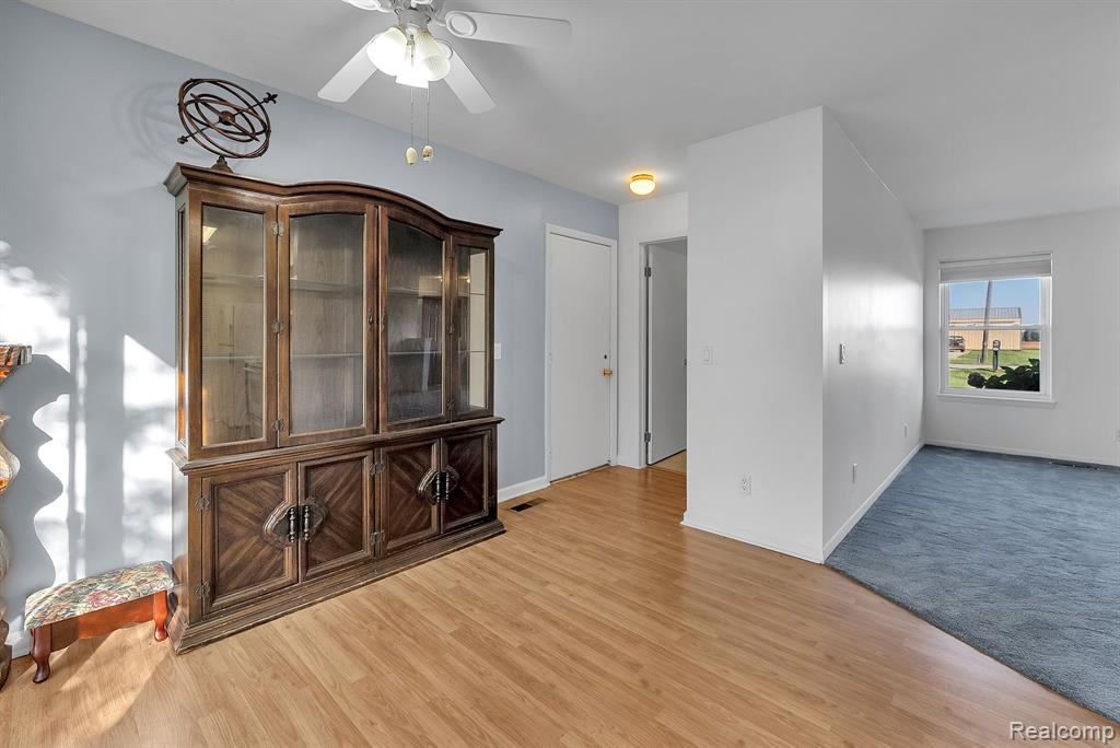 578 Newport Road Carleton, MI 48117 - Photo 18 of 38