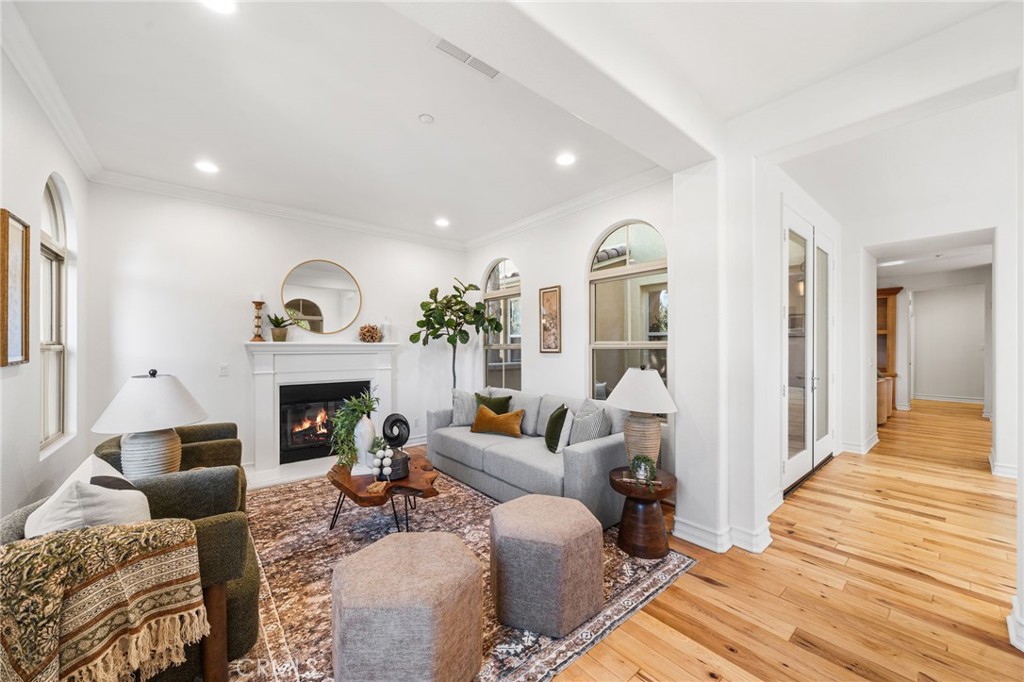 97 Rinaldi Irvine, CA 92620 - Photo 4 of 31