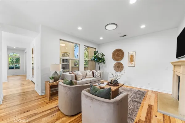 $1,599,000 | 97 Rinaldi, Irvine, CA 92620