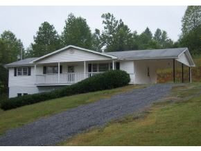 305 Edgefield Road Piney Flats, TN 37686 - Photo 2 of 12 Photo 2