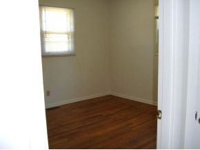 305 Edgefield Road Piney Flats, TN 37686 - Photo 7 of 12 Photo 7